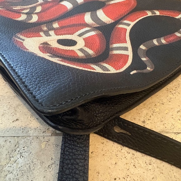 Gucci Leather Crossbody Messenger Bag King Snake Bag Black - Picture 6 of 8